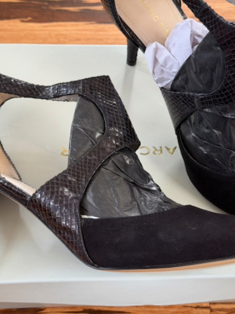 Marc Fisher Black Suede & Snakeskin Cutout Pumps Size 11 - Picture 4 of 4